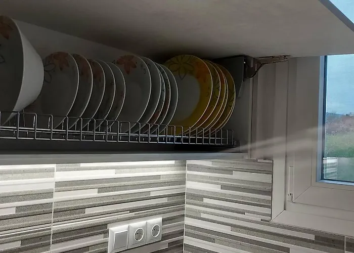 Apartman Violet με πισίνα *