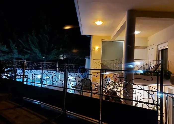 Violet με πισίνα Apartman Vólosz