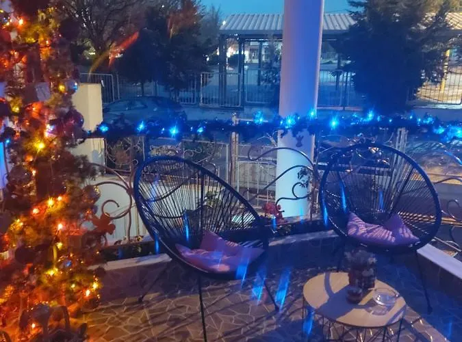 Apartman Violet με πισίνα *