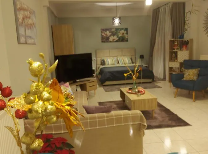 Apartman Violet με πισίνα Vólosz