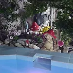Violet με πισίνα Apartament