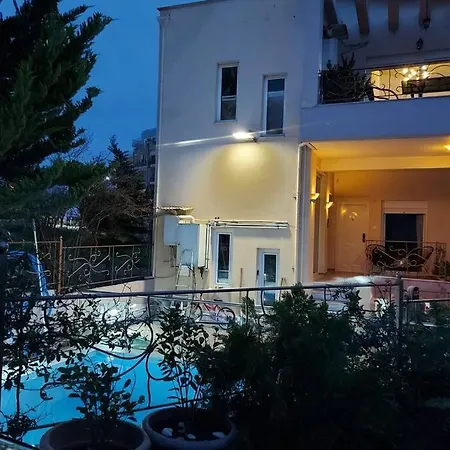 Apartment Violet με πισίνα Volos