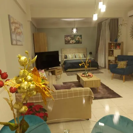 Апартаменты Violet με πισίνα Волос